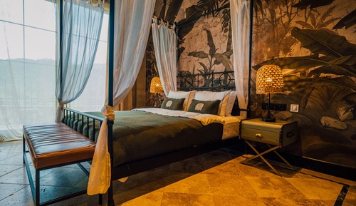 Deluxe-Zimmer, Balkon, Poolblick