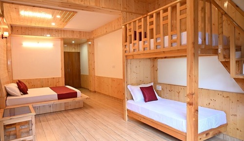 Dreibettzimmer