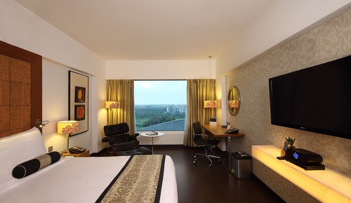 Club-Zimmer, 1 Queen-Bett, Stadtblick (Fortune Club Room)