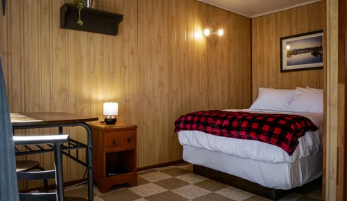 Basic-Ferienhütte, 1 Doppelbett