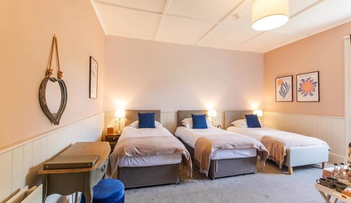 Deluxe-Dreibettzimmer