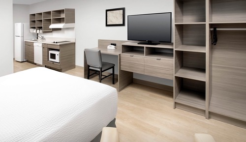 Zimmer, 1 Queen-Bett, barrierefrei, Nichtraucher (Roll-in Shower)