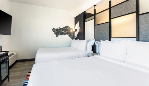 aloft, Zimmer, 2 Queen-Betten, Nichtraucher