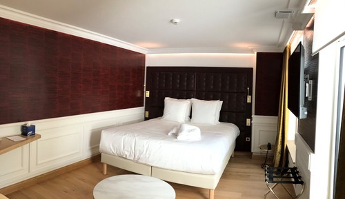 Suite, Whirlpool