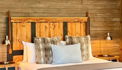 African Jacana Cabin (Bush View)