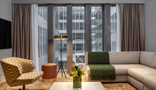 Executive-Suite (Regency)