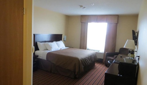Standard-Einzelzimmer, 1 King-Bett, Stadtblick (King Room - Disability Access)