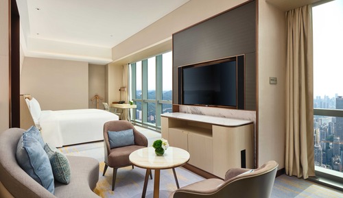 Premium-Studio, Zugang zur Business-Lounge, Flussblick