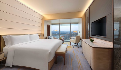 Classic-Zimmer, 1 King-Bett, Flussblick