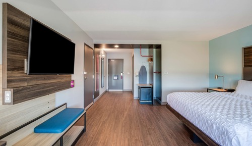 Zimmer, 1 King-Bett, barrierefrei (Hearing)