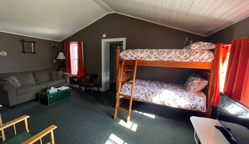 Standard-Ferienhaus, 1 Schlafzimmer, Nichtraucher, zum Garten hin (Hollyhock Cottage, Kitchen)