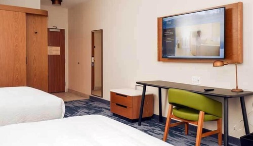 Zimmer, 2 Queen-Betten, Nichtraucher