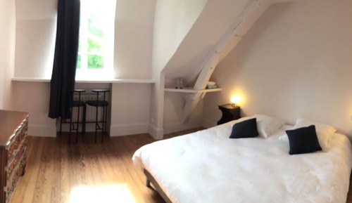Superior-Doppelzimmer, eigenes Bad, Parkblick