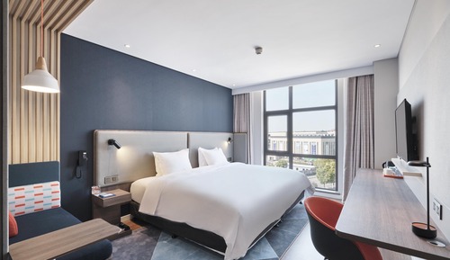 Standardzimmer, 1 King-Bett, Stadtblick