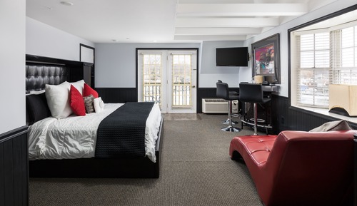 Signature-Studiosuite, 1 King-Bett (Harborview - 8)