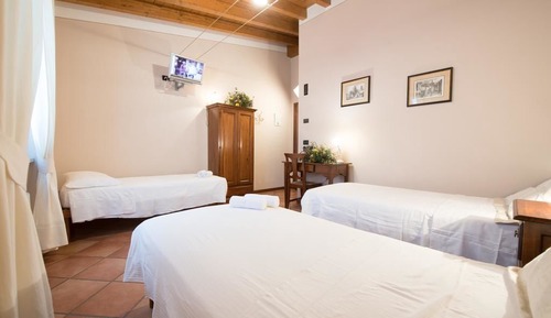 Dreibettzimmer
