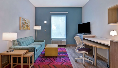 Suite, 1 King-Bett, barrierefrei (Mobility & Hearing, Roll-in Shower)