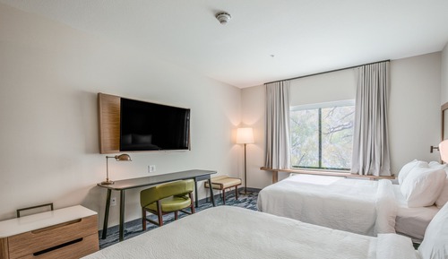 Zimmer, 2 Queen-Betten