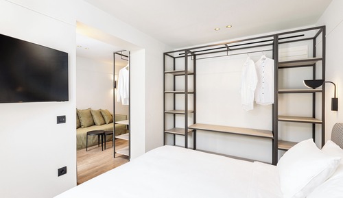 Junior Suite with Garden View