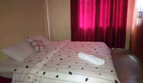 Standard-Doppel- oder -Zweibettzimmer