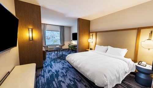 Suite, 1 King-Bett und Schlafsofa