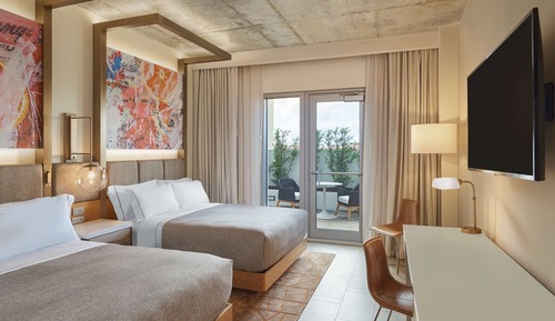 Zimmer, 2 Queen-Betten, barrierefrei (Hearing)