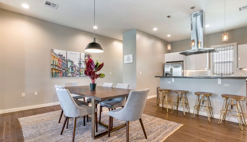 Comfort-Stadtwohnung, 4 Schlafzimmer, Balkon