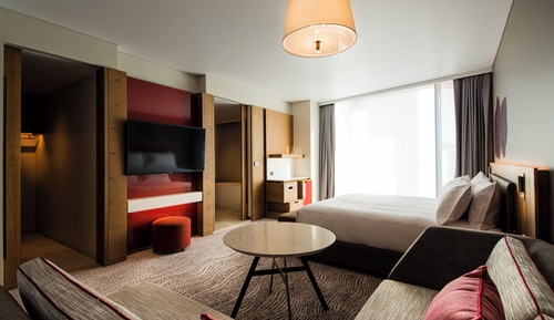 Standardzimmer, 1 King-Bett, Zugang zur Business-Lounge, Hafenblick