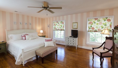 Traditional-Zimmer, 1 King-Bett, mit Bad, Stadtblick