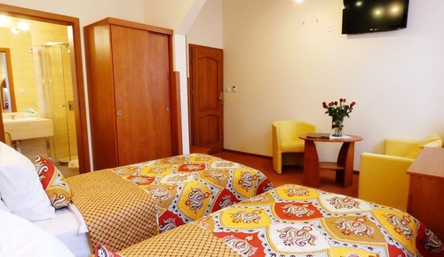 Doppel- oder Zweibettzimmer, Kochnische
