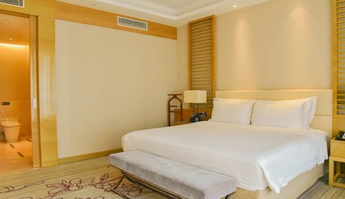Deluxe-Suite, 1 King-Bett, Balkon