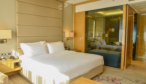 Superior-Zimmer, 1 King-Bett, Balkon