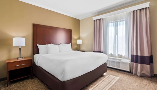 Suite, 1 King-Bett und Schlafsofa, barrierefrei, Nichtraucher