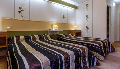 Dreibettzimmer