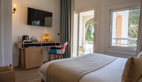 Doppel- oder Zweibettzimmer (Sans Vue Mer)