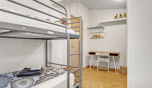 Basic-Dreibettzimmer, eigenes Bad