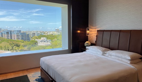 Club-Zimmer, 1 King-Bett, Poolblick