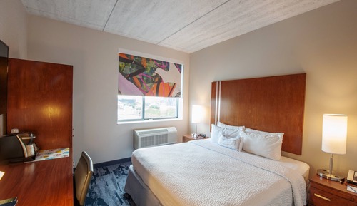 Zimmer, 1 King-Bett, Balkon