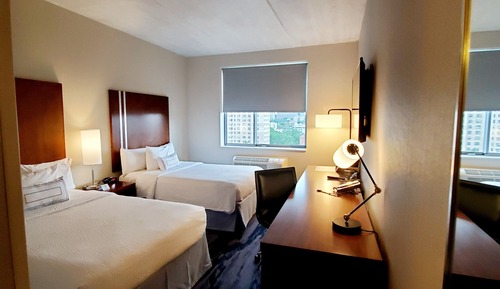 Zimmer, 2 Doppelbetten (Hearing Accessible)