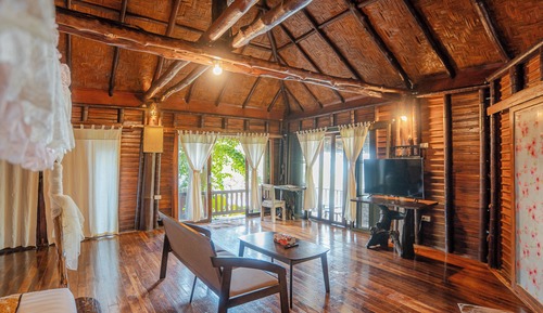 Teakwood Villa, Sea View