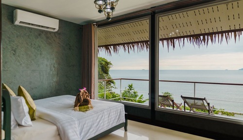 Deluxe Cottage, Beachfront