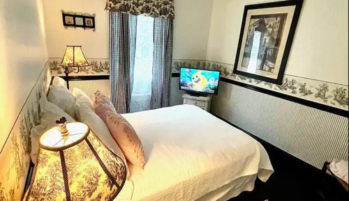 Zimmer, eigenes Bad (Boutque Guest Room)