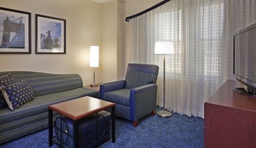 Suite, 1 Schlafzimmer (Mobility/Hearing Accessible, Tub)