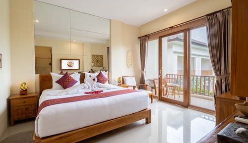 Deluxe-Zimmer, Balkon, Poolblick