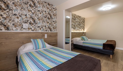 Dreibettzimmer