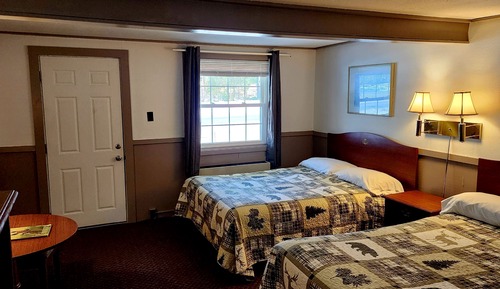 Basic-Doppelzimmer, 2 Queen-Betten