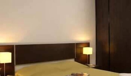Apartment (Luxe)