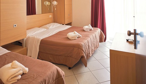 Dreibettzimmer