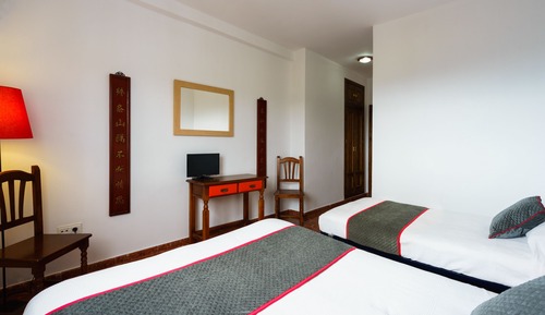 Dreibettzimmer