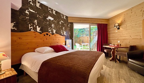 Doppelzimmer, zum Garten hin